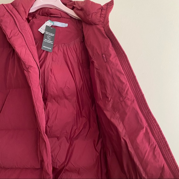 mid length red puffer jacket - Picture 5 of 10